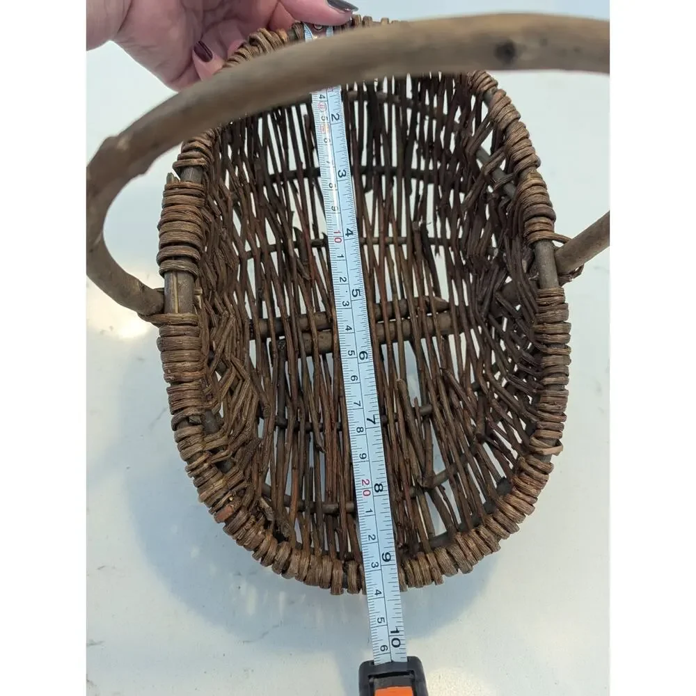 Vtg Handmade Woven Basket W/Handle Primitive Country Cottagecore Grandmacore